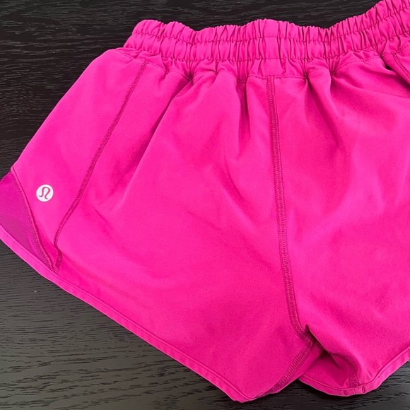 Lululemon Hotty Hot Low Rise 
2.5 inch 
Color Ripened Raspberry
Size 2 - Picture 2 of 4